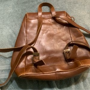 L.L. Bean Leather Mainstreet Rucksack